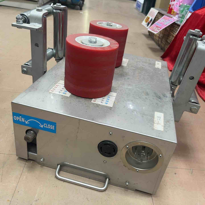 【店頭受取り限定】メーカー不明 ケーブル中間送り機 型式不明 200V【草加店】