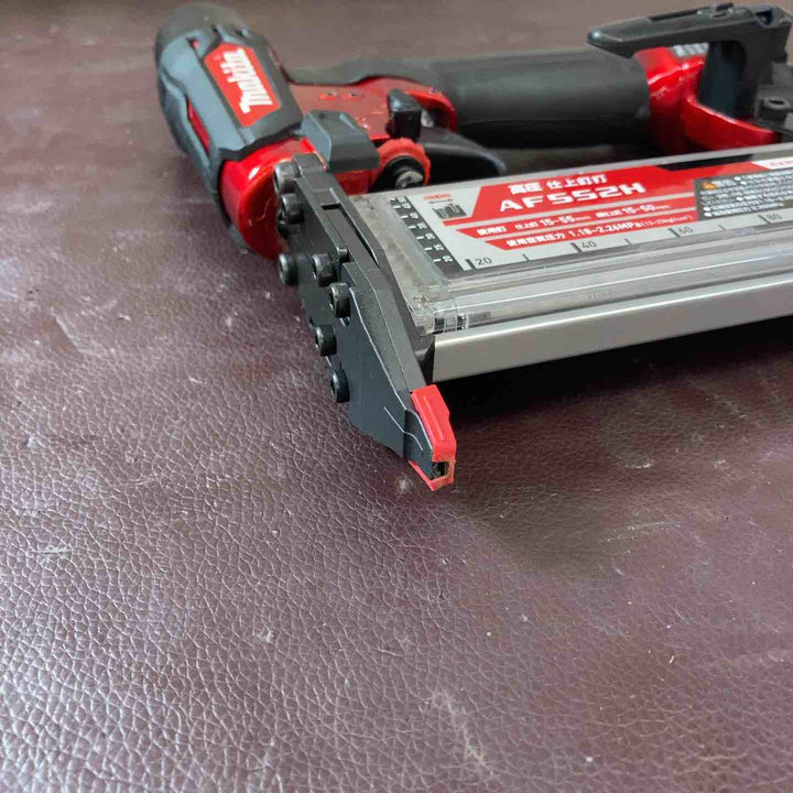 【中古美品】マキタ(makita) 高圧フィニッシュネイラ AF552H 高圧仕上釘打【東大和店】