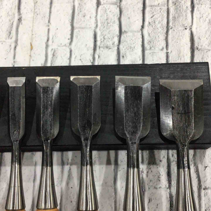 輝久 追入鑿 10本組 赤樫柄 本体のみ 【川口店】