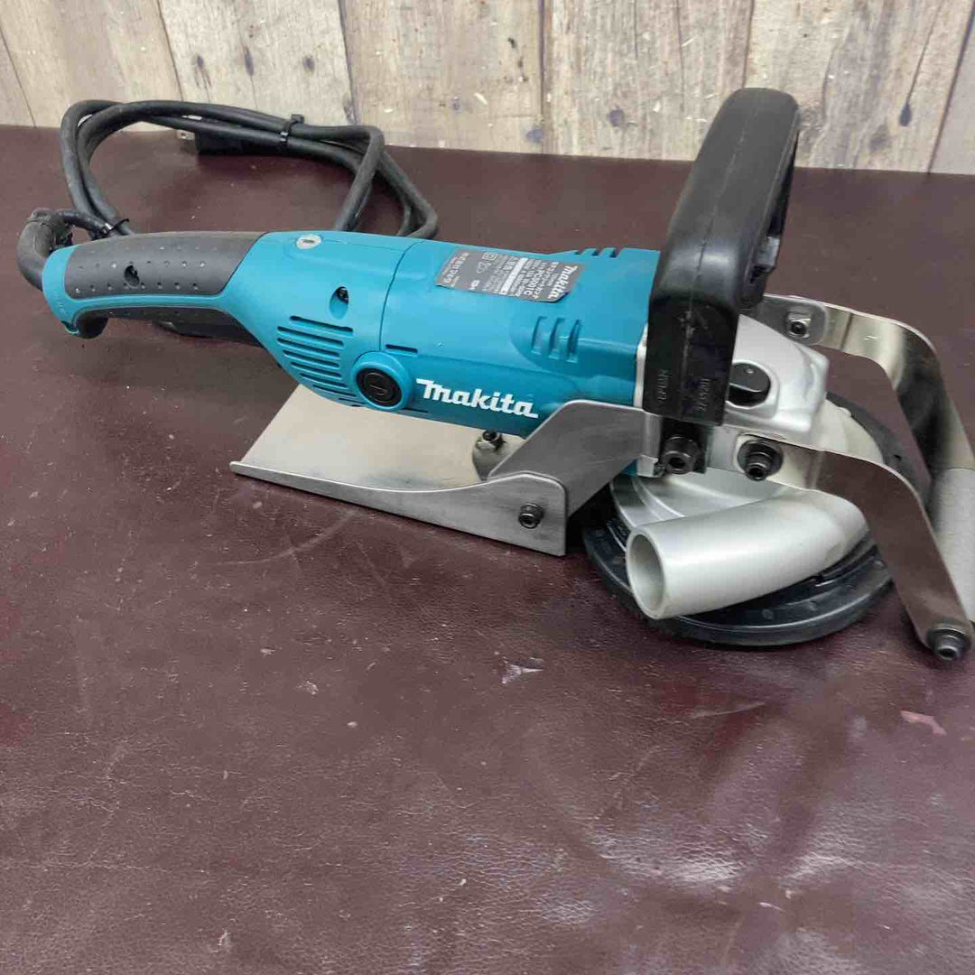 【中古品】☆マキタ(makita) 125mm電子コンクリートカンナ PC5001C【東大和店】