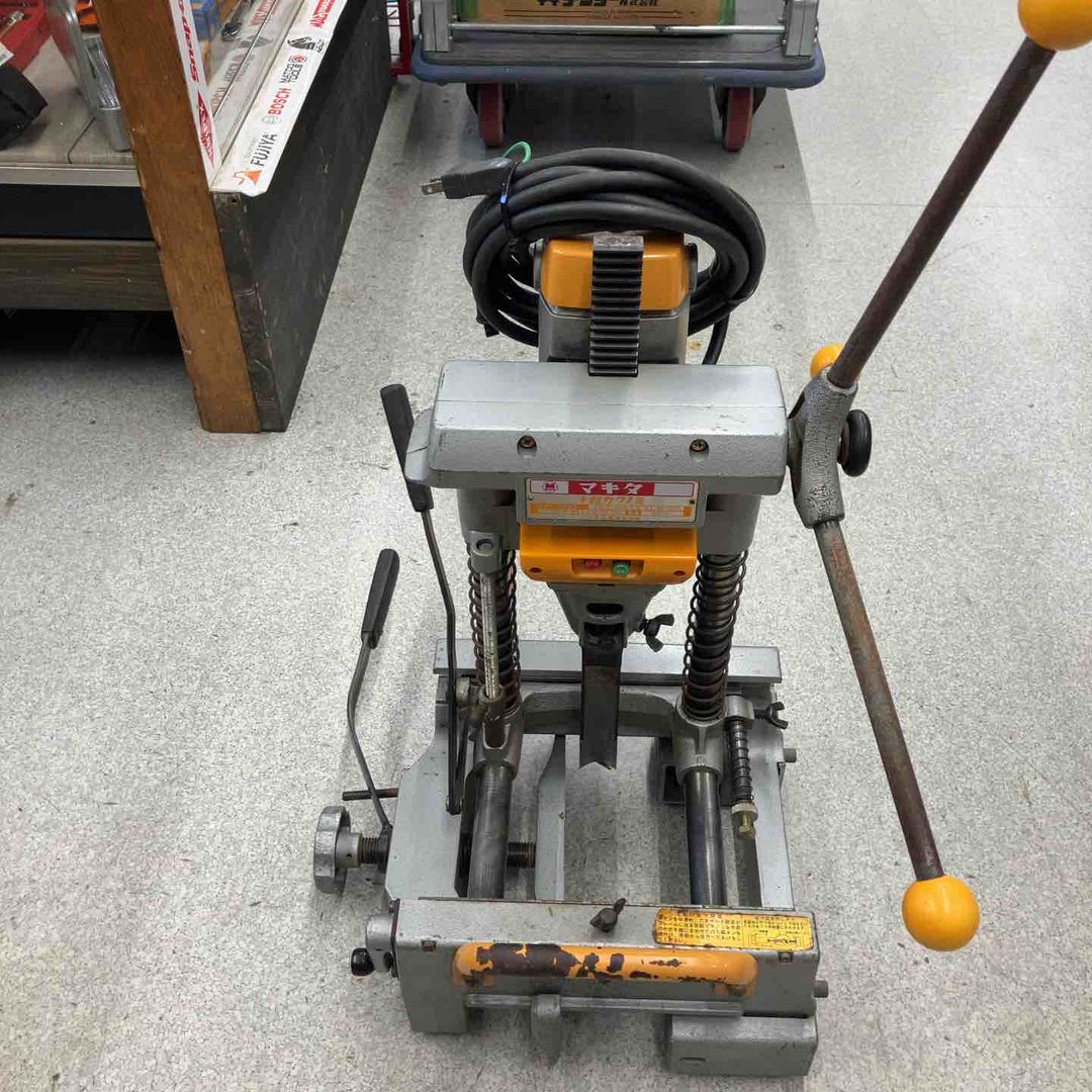 ◇マキタ(makita) 手動カクノミ 7303 角のみ【八潮店】