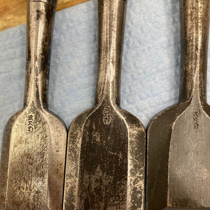 【中古美品】　「左久作」銘 鑿10本組 2代目 池上喬庸氏作 大工 和工具 Japanese Chisel【柏店】