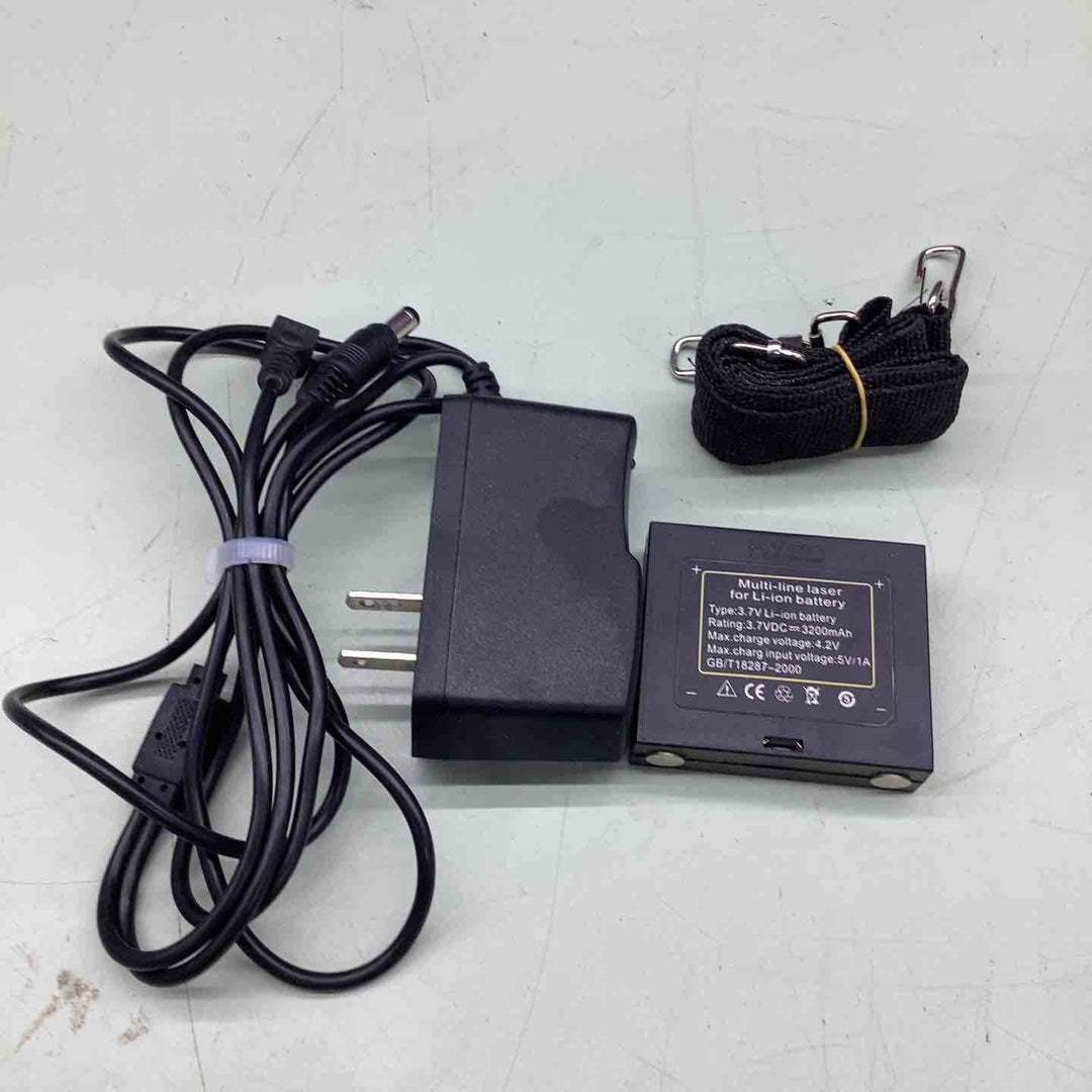 LTC プレミアム グリーンレーザー墨出し器 HGD4 充電池 充電アダプタ【越谷店】