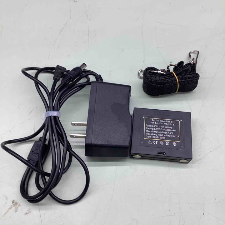 LTC プレミアム グリーンレーザー墨出し器 HGD4 充電池 充電アダプタ【越谷店】