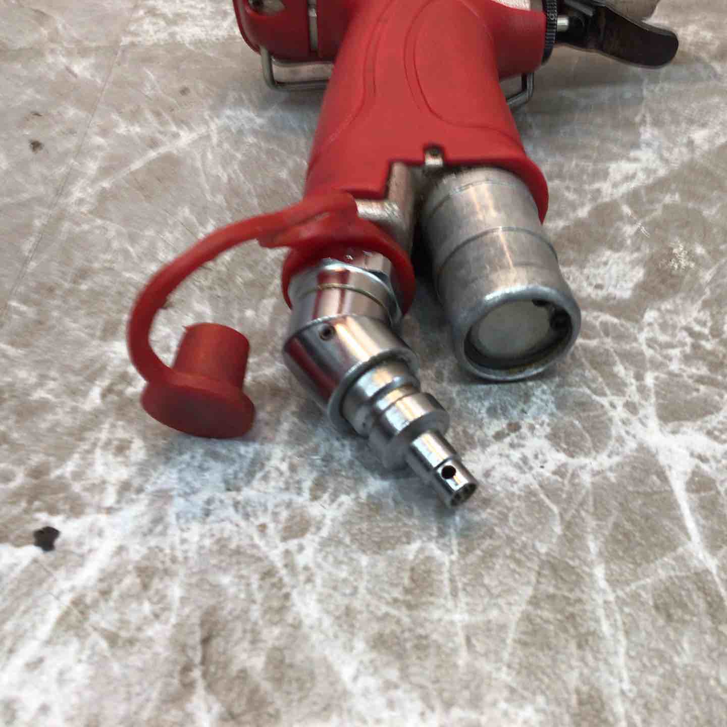 中古品】☆マックス MAX 高圧エアインパクトドライバ HF-ID7P1 本体