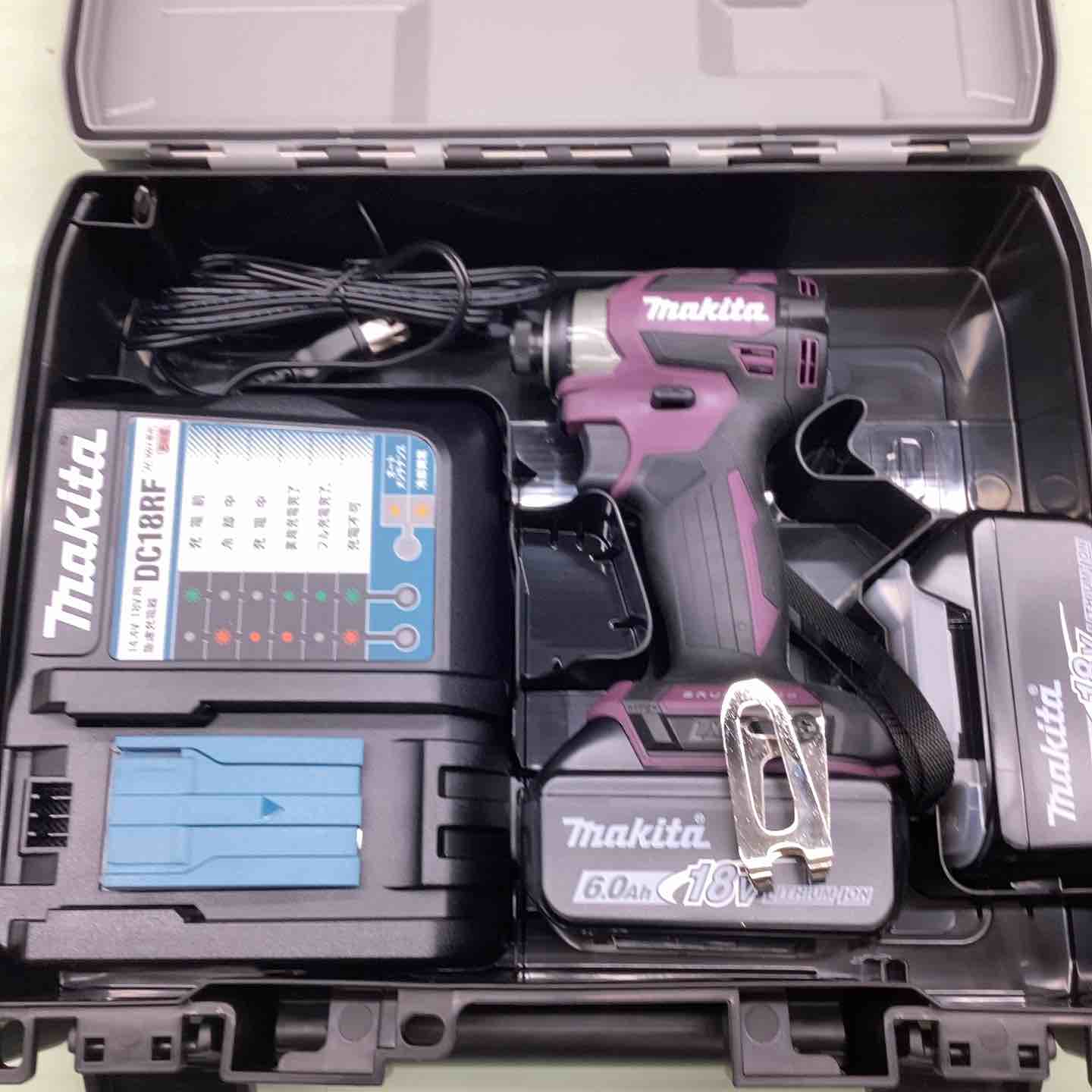 マキタ TD173DGXAP 充電式インパクトドライバー【野田愛宕店】【店頭取引限定】【中古】管理番号：ITQYIBFAJVIG マキタ TD173DGXPB 充電式インパクトドライバー 20周年モデル