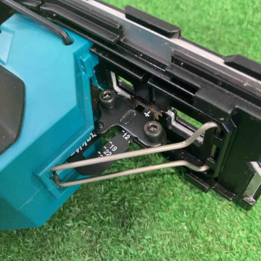 ★マキタ(makita) コードレスボードカッタ SD180DZ【町田店】