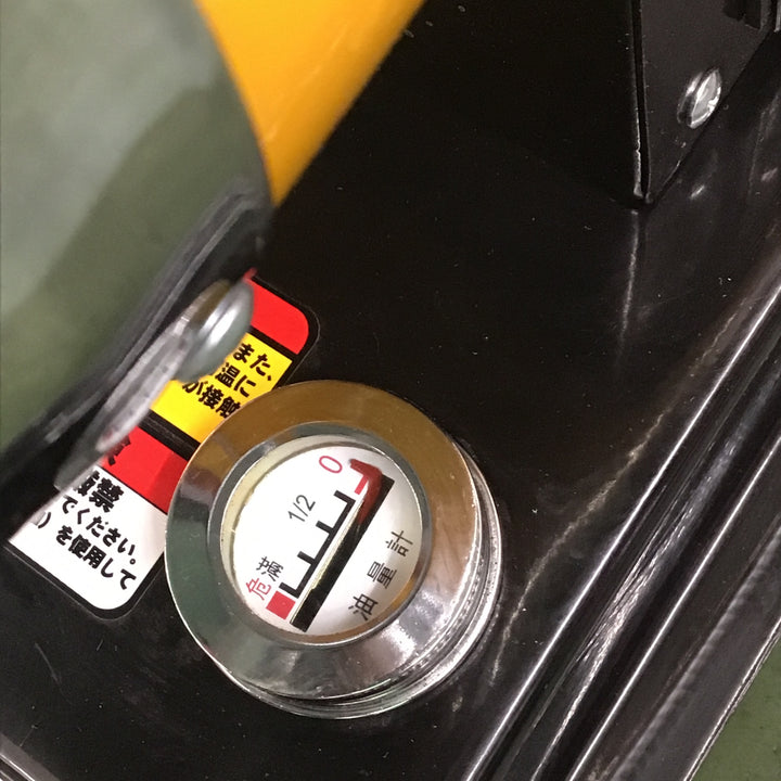 【発送可！美品】 ナカトミ(NAKATOMI) スポットヒーター 角度調節 安全装置内蔵 ヘルツフリー SPH-110Q ※動作確認後、灯油は抜いてあります※【桶川店】