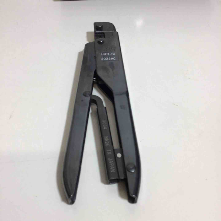 【美品】ヒロセ電機 HRS　手動圧着工具 HIF3-TA　2022HC【戸田店】