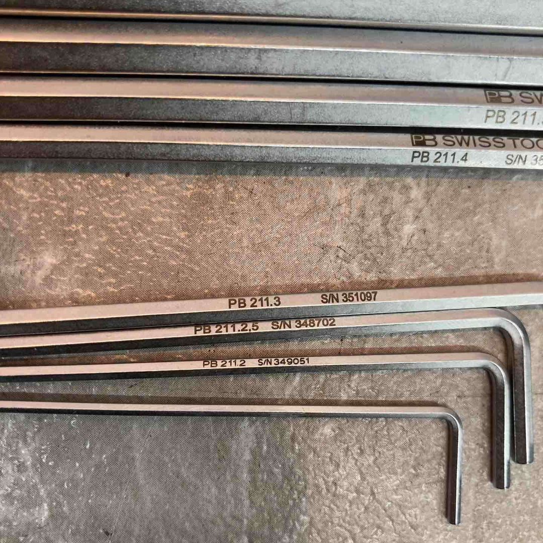 PB SWISS TOOLS(スイスツールズ) ホルダー付六角レンチセット ロング 9本組 (211.H-10) 1.5mm～10mm【八潮店】