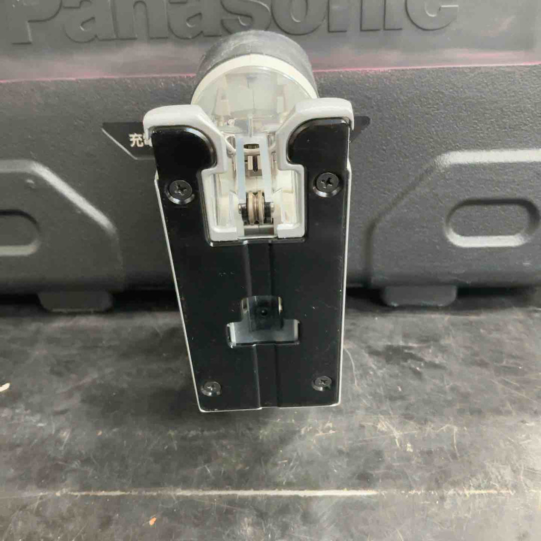 ◇パナソニック(Panasonic) コードレスジグソー14.4V EZ4541LS2S-B【草加店】