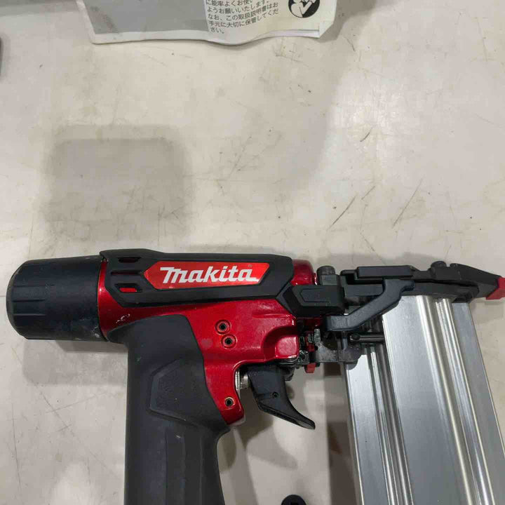 ★マキタ(makita) 高圧フィニッシュネイラ AF552H【川口店】