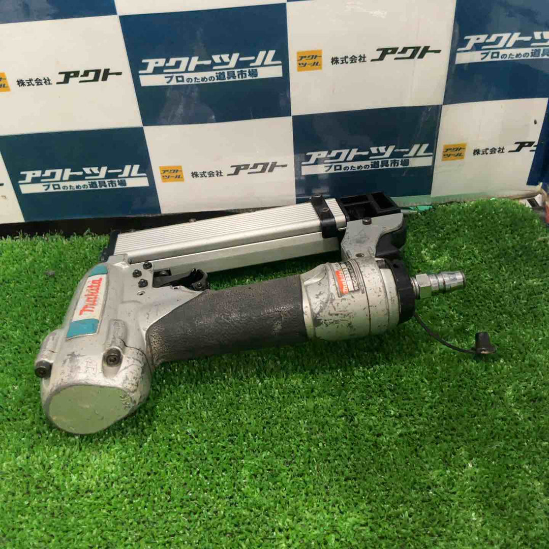 ★マキタ(makita) 常圧ピンネイラ AF351【草加店】
