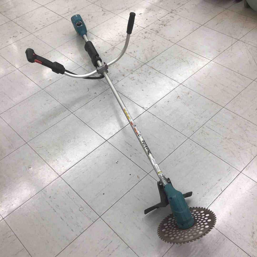 【中古品 / 店頭受取り限定】 マキタ/makita コードレス刈払機 Uハンドル MUR142UDRF 【鴻巣店】