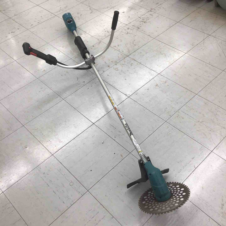 【中古品 / 店頭受取り限定】 マキタ/makita コードレス刈払機 Uハンドル MUR142UDRF 【鴻巣店】