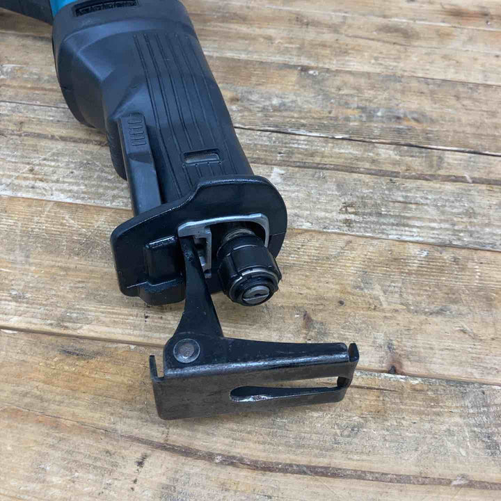 【中古品】 マキタ(makita) 14.4V コードレスレシプロソー JR141DZ バッテリー1個付属 電動のこぎり 【東大和店】