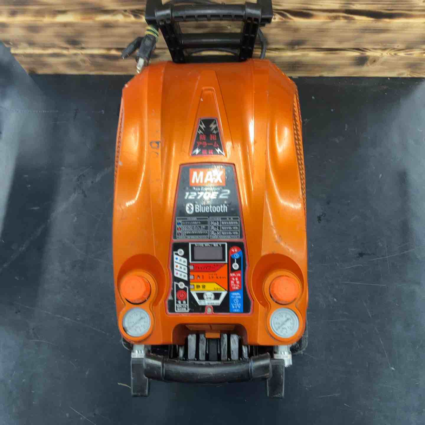 【中古品】マックス(MAX) 高圧エアコンプレッサ AK-HH1270E2 アラゴンオレンジ【藤沢店】 中古品】マックス(MAX) 高圧エアコンプレッサ AK-HH1270E2 アラゴン