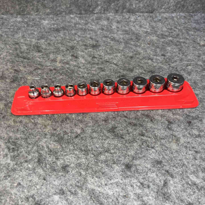 Snap-on(スナップオン) 3/8sq インチ ソケットセット11点 211FSY ※上フタなし 【桶川店】