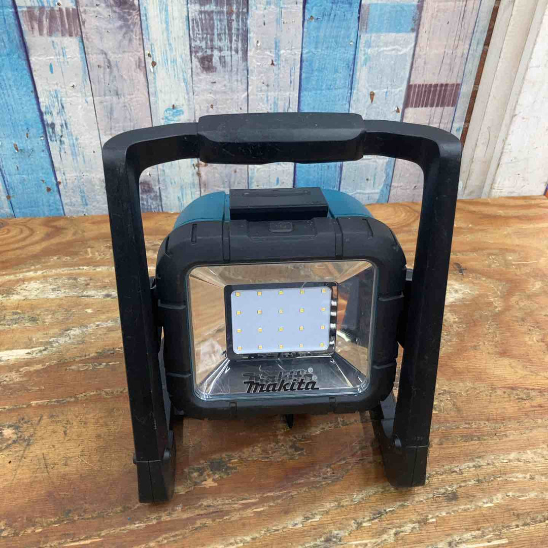 ★マキタ(makita) コードレスLEDスタンドライト ML805【柏店】