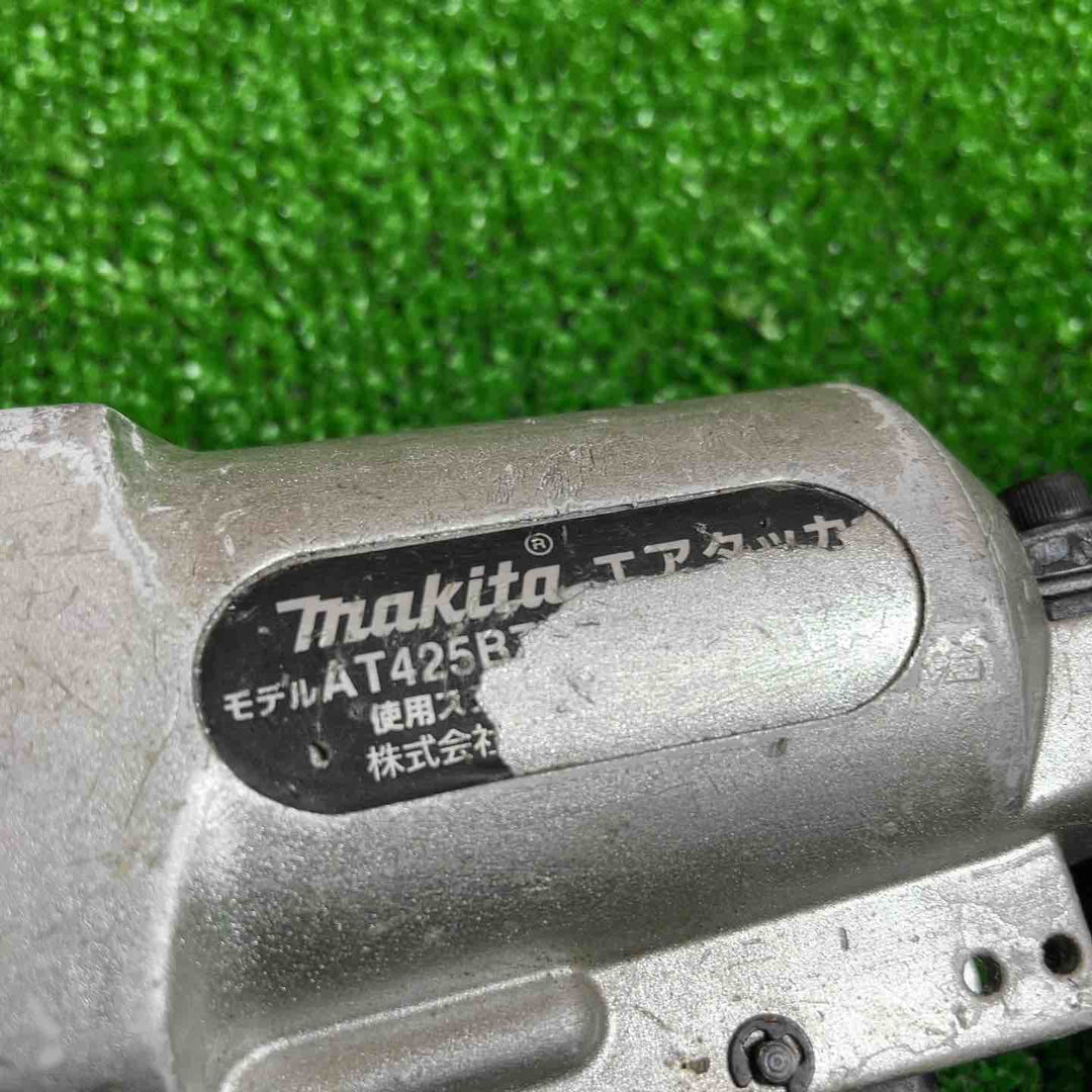 マキタ(makita) 4mm常圧エアタッカ AT425BZK【桶川店】