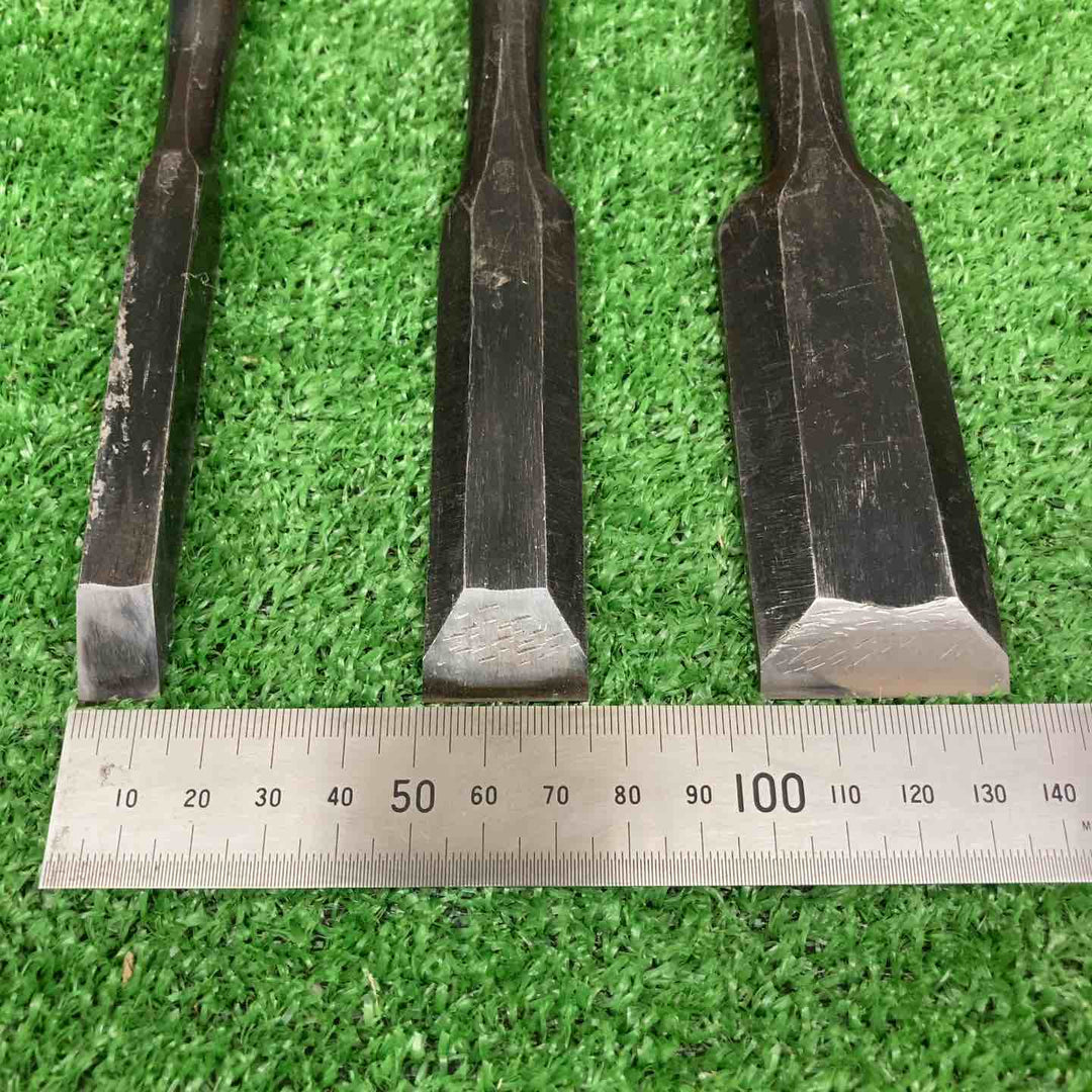 【中古現状品】 鑿 のみ 舞鶴 銘 3本組 【鴻巣店】