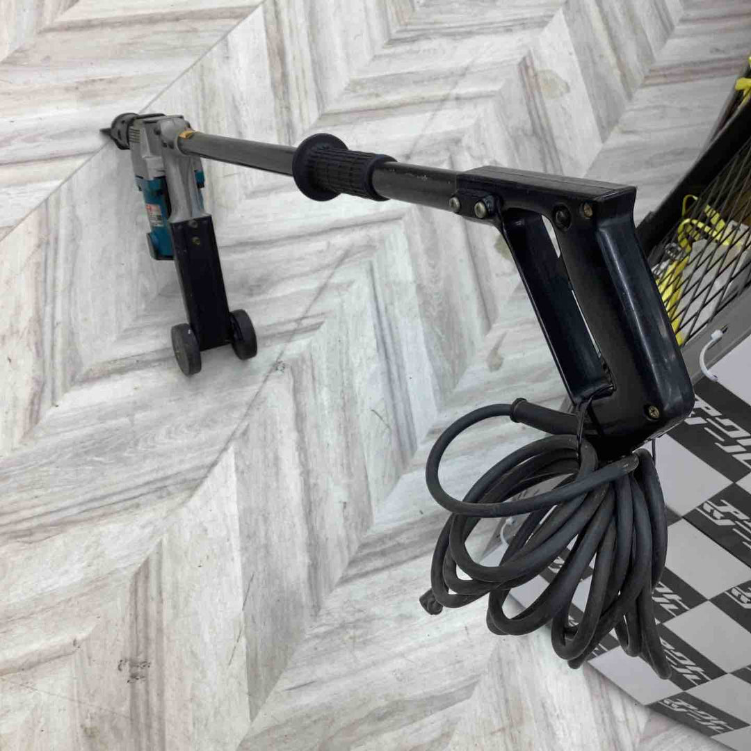 ★マキタ(makita) 電動ケレン ロングハンドルタイプ HK1800L【越谷店】
