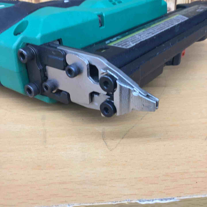 ◇ハイコーキ(HIKOKI ※旧:日立工機) コードレスフィニッシュネイラ NT3640DA(NN)【越谷店】