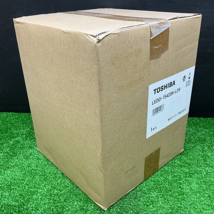 【未使用品】東芝 シーリングダウンライト LEDD-75423N-LD9LED【電材館越谷店】