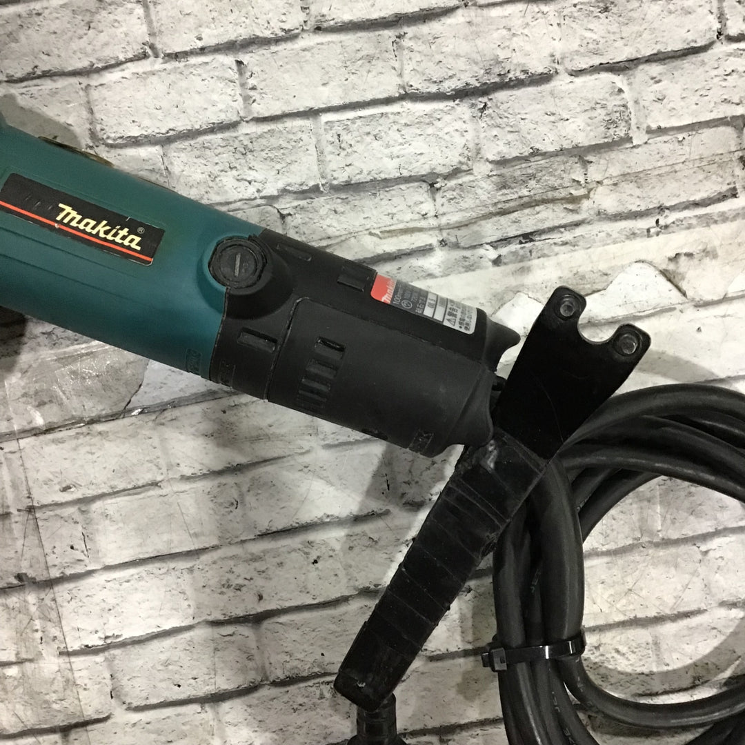 ☆マキタ(makita) 100mmディスクグラインダ 9533B【川口店】