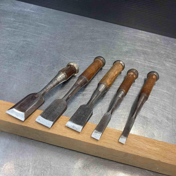 【中古品】 山弘 鑿 5本まとめ売り 叩き鑿 鉋 大工道具 他 骨董品 【東大和店】