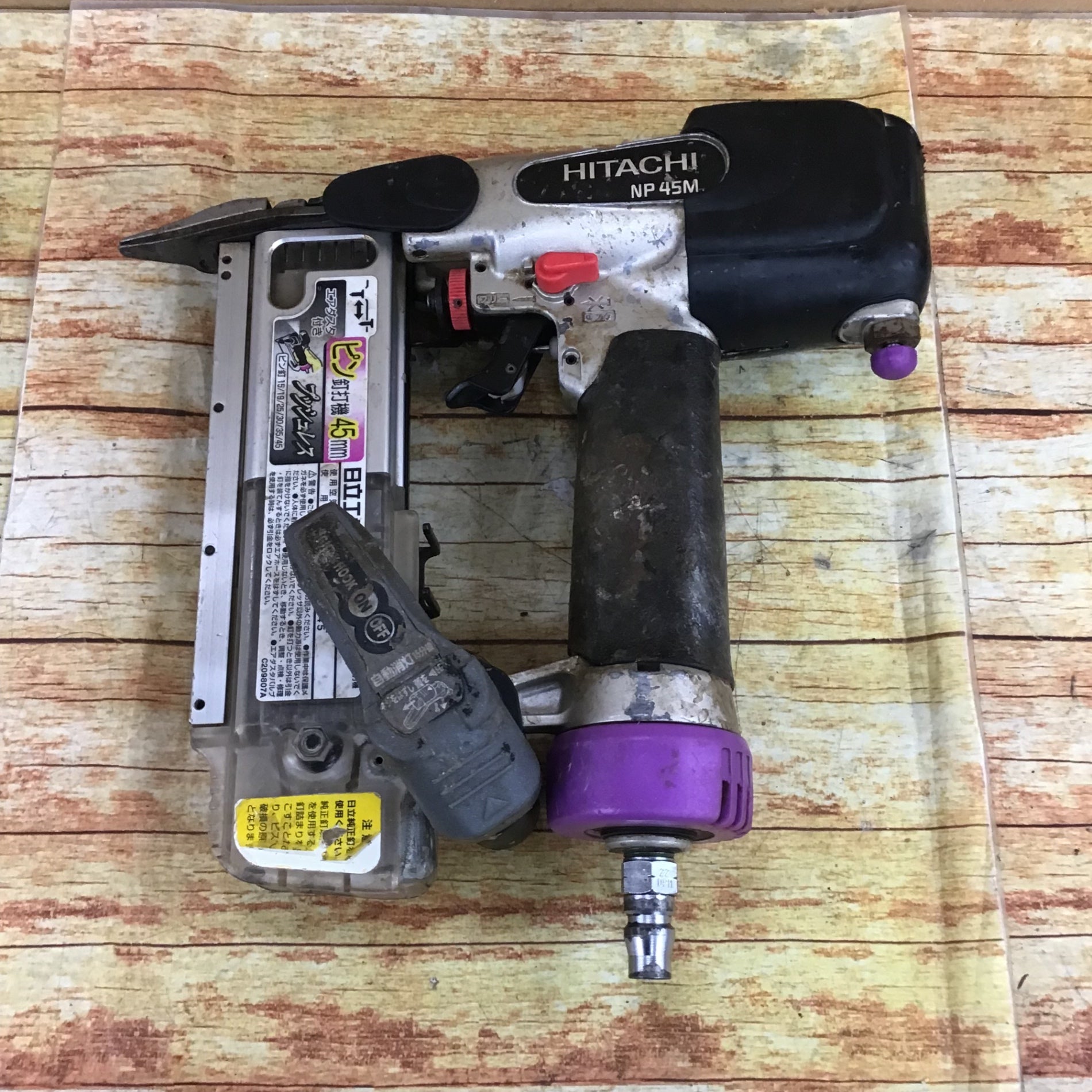 【中古】ハイコーキ HiKOKI 日立工機 NP45M ピン釘打機 45mm 常圧 ケース付き【ハンズクラフト佐賀】 現状品】 ハイコーキ/HIKOKI ※旧:日立工機 常圧ピンネイラ NP45M
