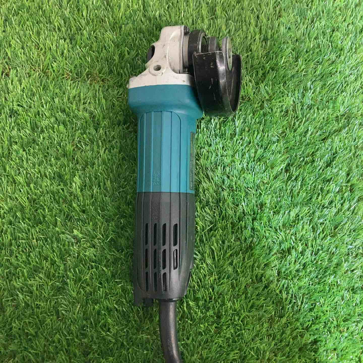 ☆マキタ(makita) 100mmディスクグラインダ GA4032 AC100V【戸田店】