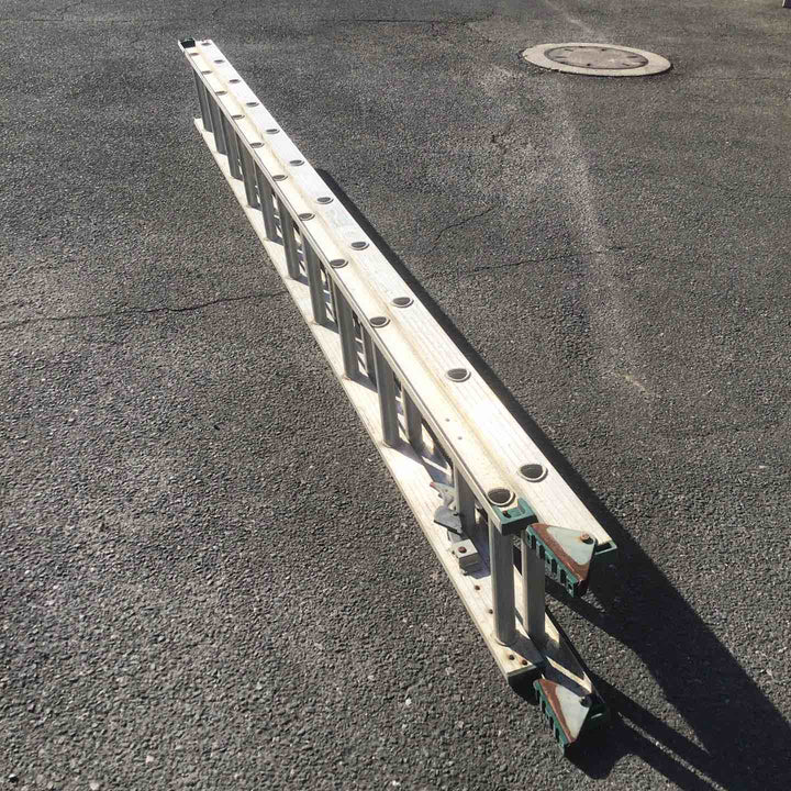 【現状品 / 店頭受取り限定】 メーカー・型式不明 2連はしご 【鴻巣店】