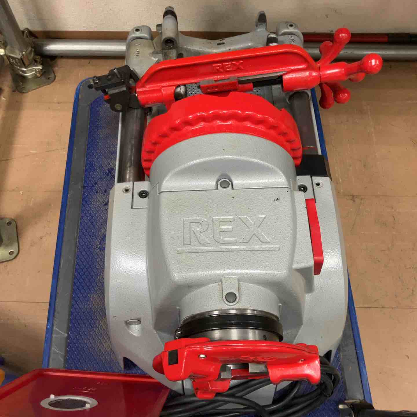 店頭受取り限定】◇REX レッキス ねじ転造機 NZTF50A【草加店