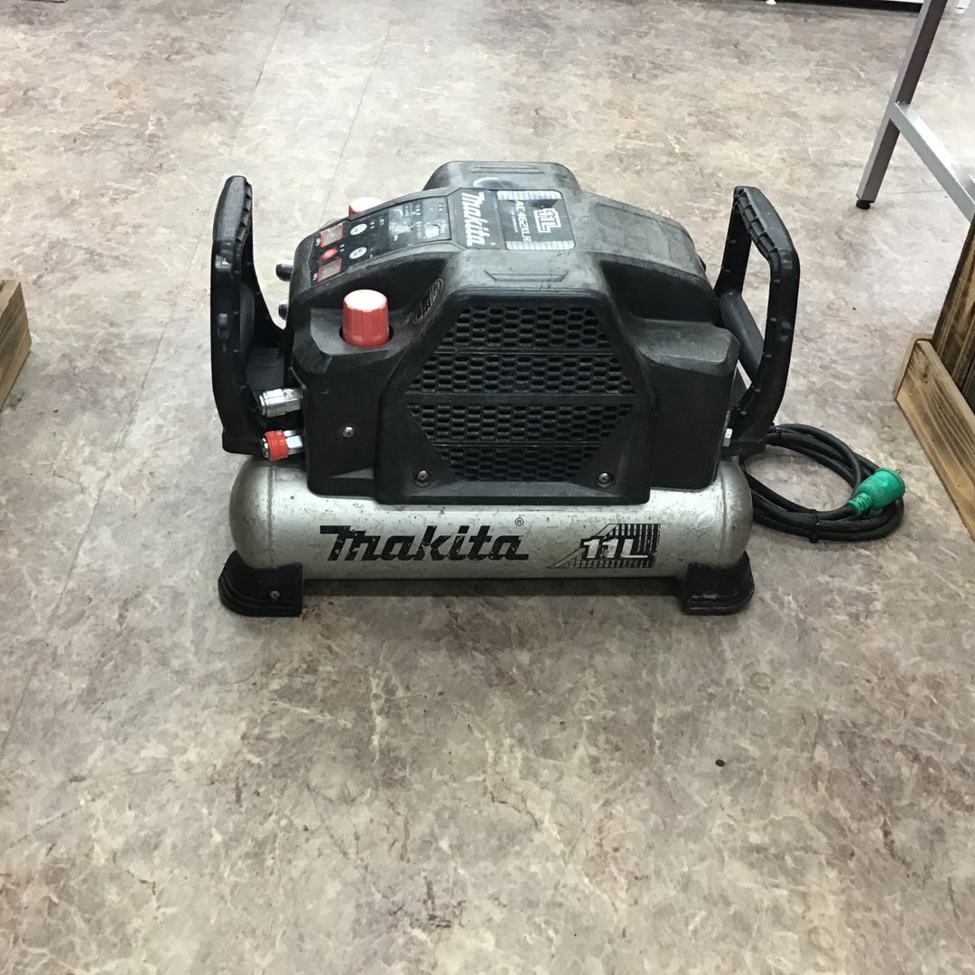 ★マキタ(makita) エアコンプレッサー AC462XLHB パネルヒビあり、ポッキンプラグなし【所沢店】
