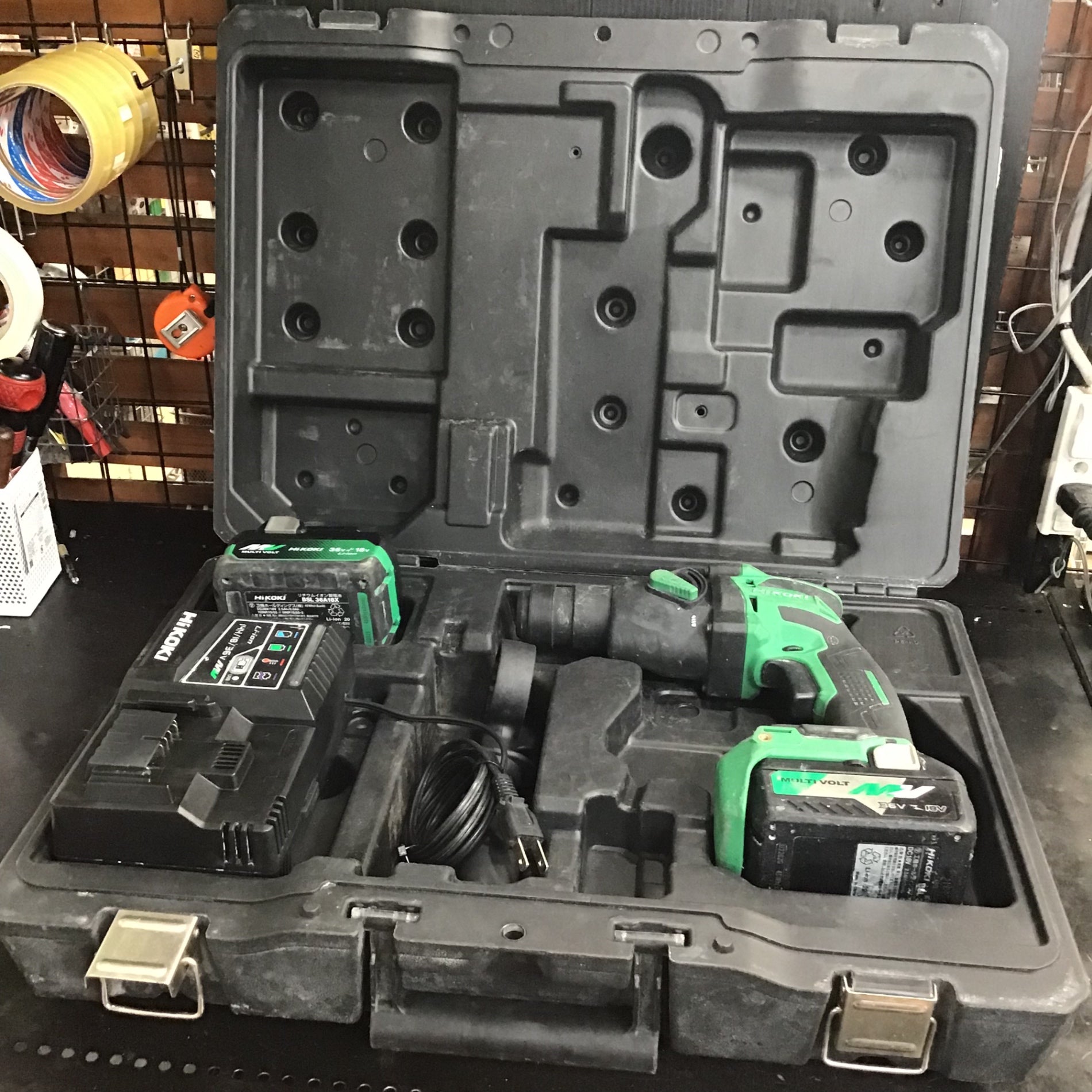 ☆ハイコーキ(HIKOKI ※旧:日立工機) コードレスハンマドリル DH18DPB