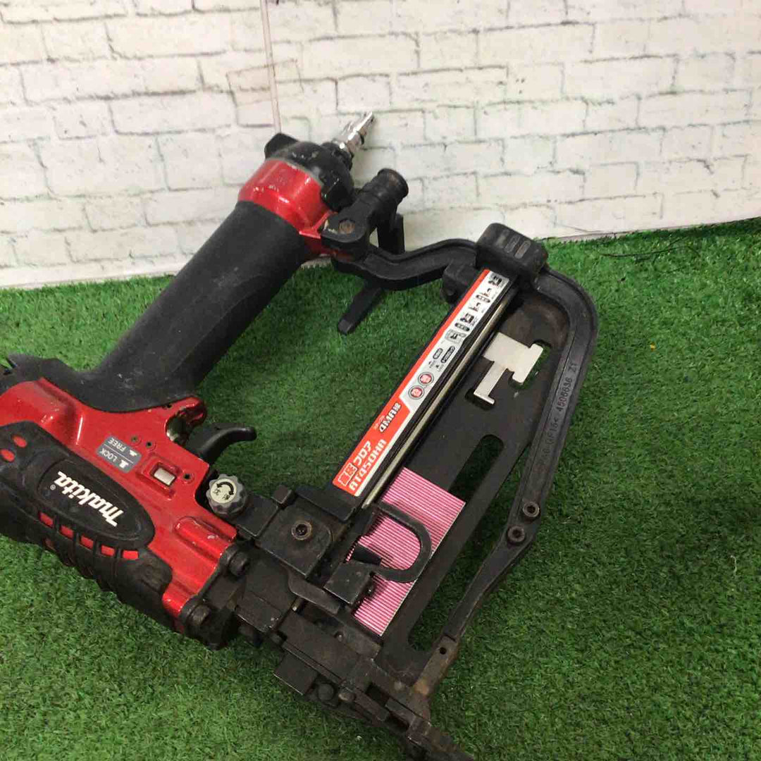 ★マキタ(makita) 高圧フロアタッカ AT450HA【町田店】