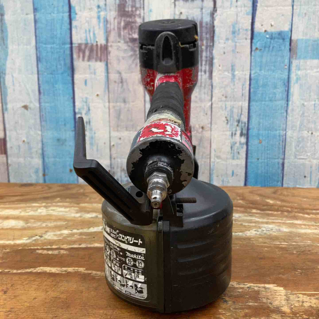 【中古品】makita マキタ 高圧 65mm釘打ち機 型式不明【柏店】