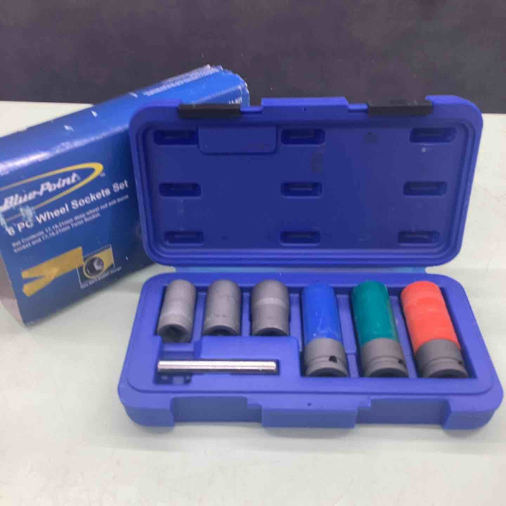 ブルーポイントホイールソケットセットITC7316A-KIT　1個カバー部分割れあり【越谷店】