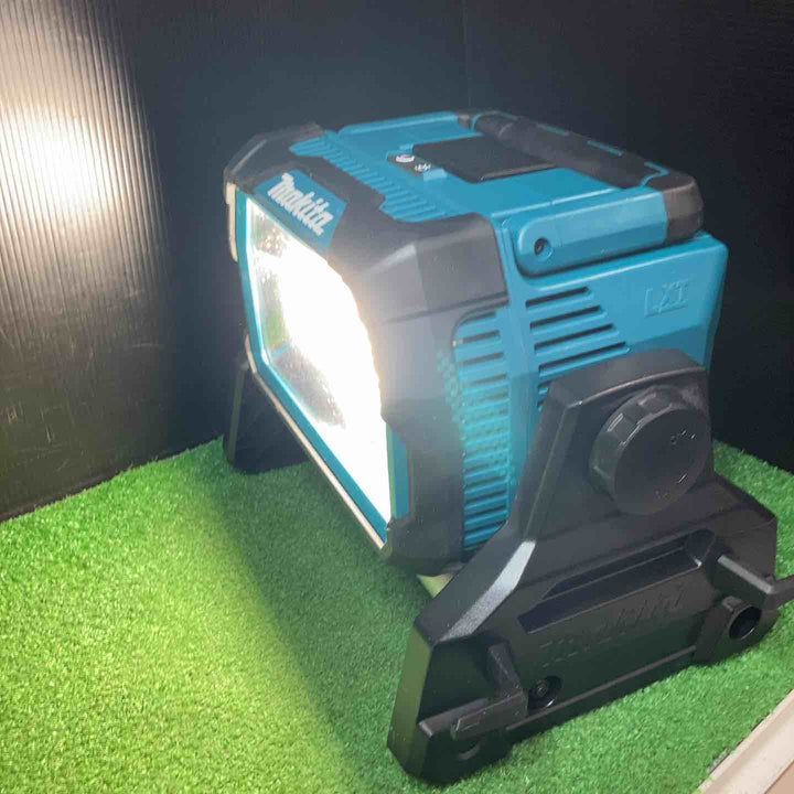 【中古品】★マキタ(makita) コードレススタンドライト ML809 本体、ACアダプタ付き【岩槻店】