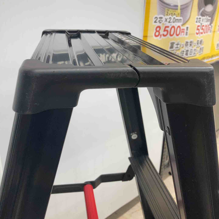 ◇長谷川工業(Hasegawa) 専用脚立 脚軽 BLACK 4段 RZB-12b (1.09m) (17762)【2020年モデル】【川越店】
