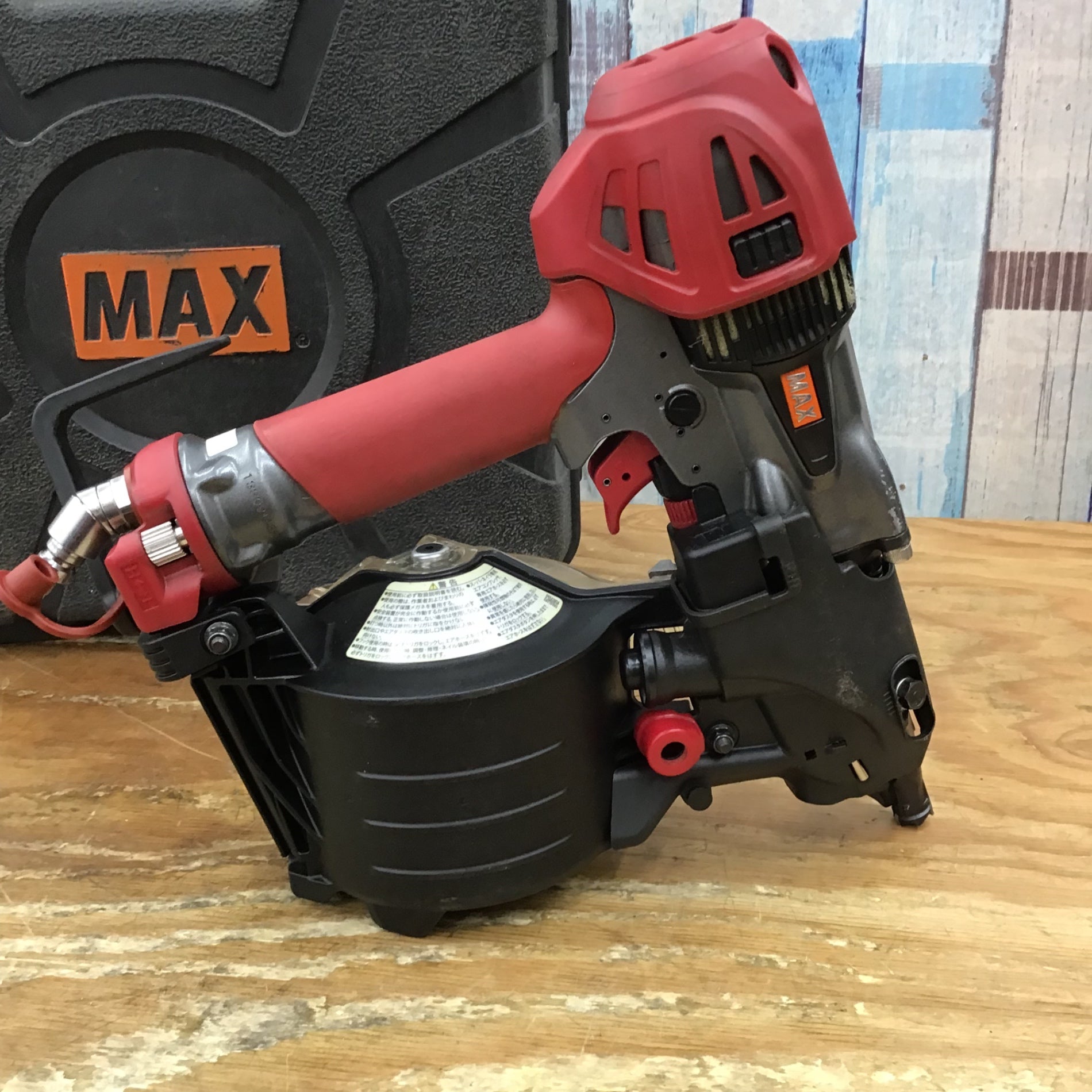 マキタ　仕上釘打機AF502N | マキタ(Makita) 仕上釘打 超仕上釘50mm AF502N | エア釘打機