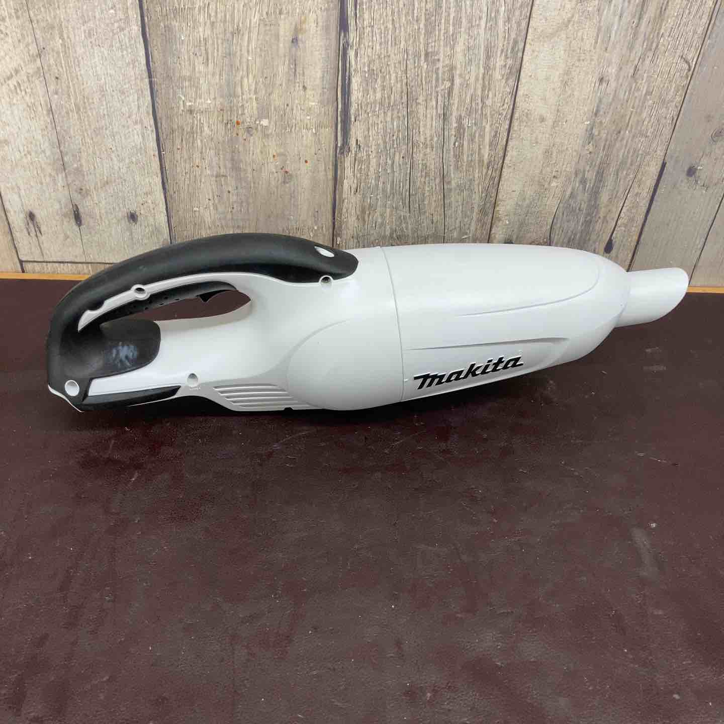 中古美品】 マキタ(makita) コードレスクリーナー CL180FDZW 【東大和