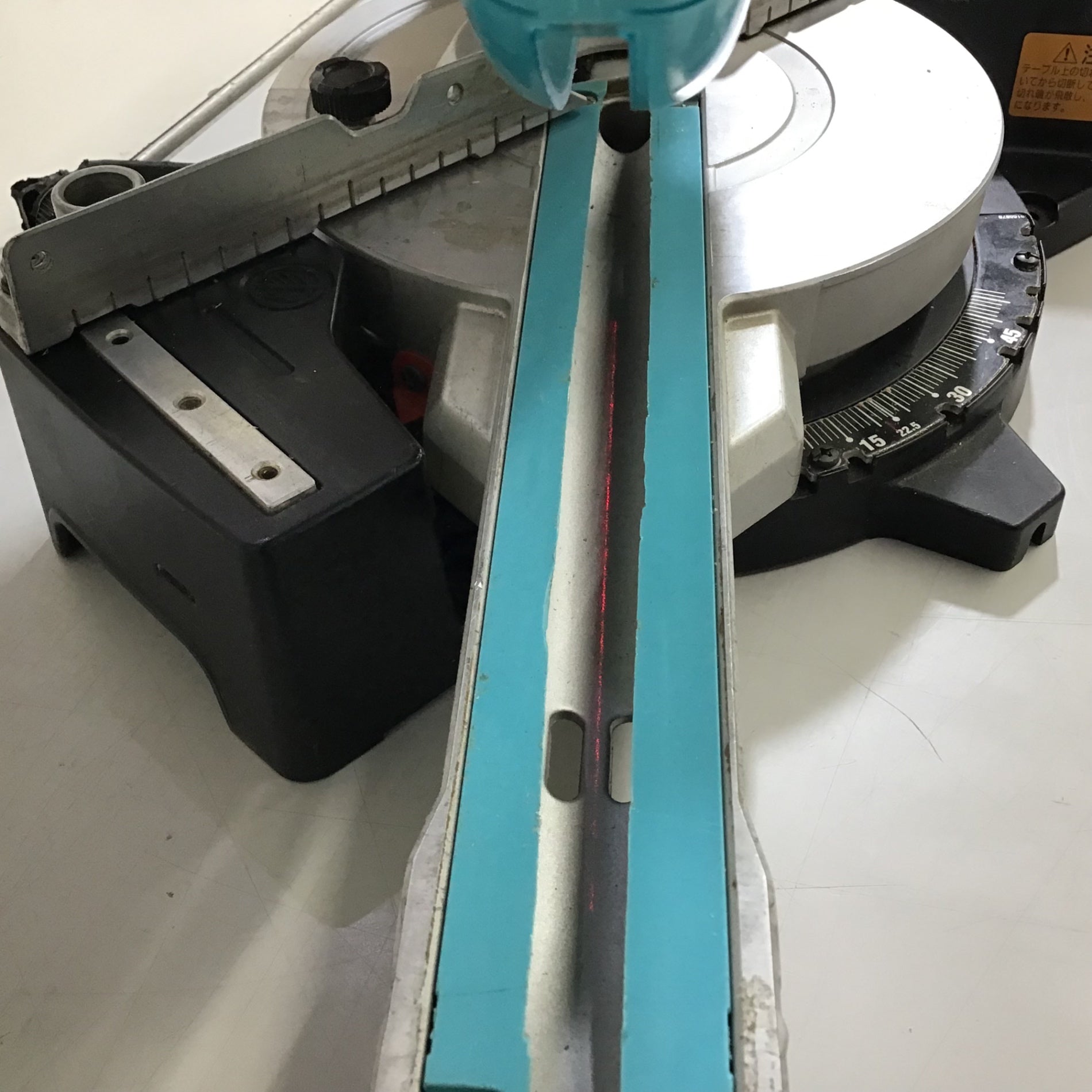 【中古】マキタ Makita LS0612FL スライドマルノコ 本体のみ ☆マキタ(makita) 卓上スライドマルノコ LS0612FL【戸田店】 – アクト