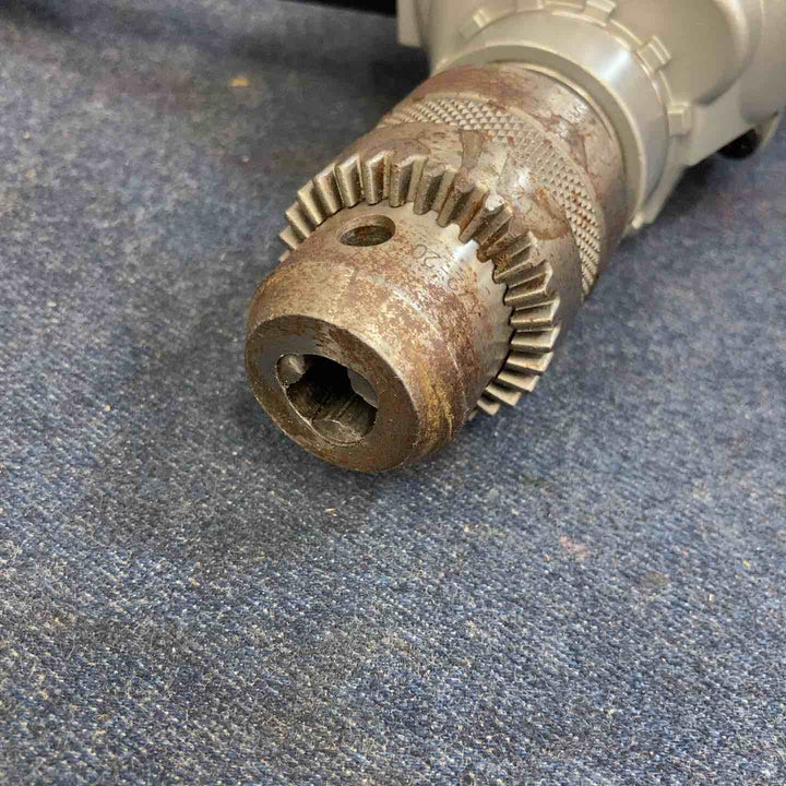 ☆マキタ(makita) 電気ドリル 6305【八潮店】