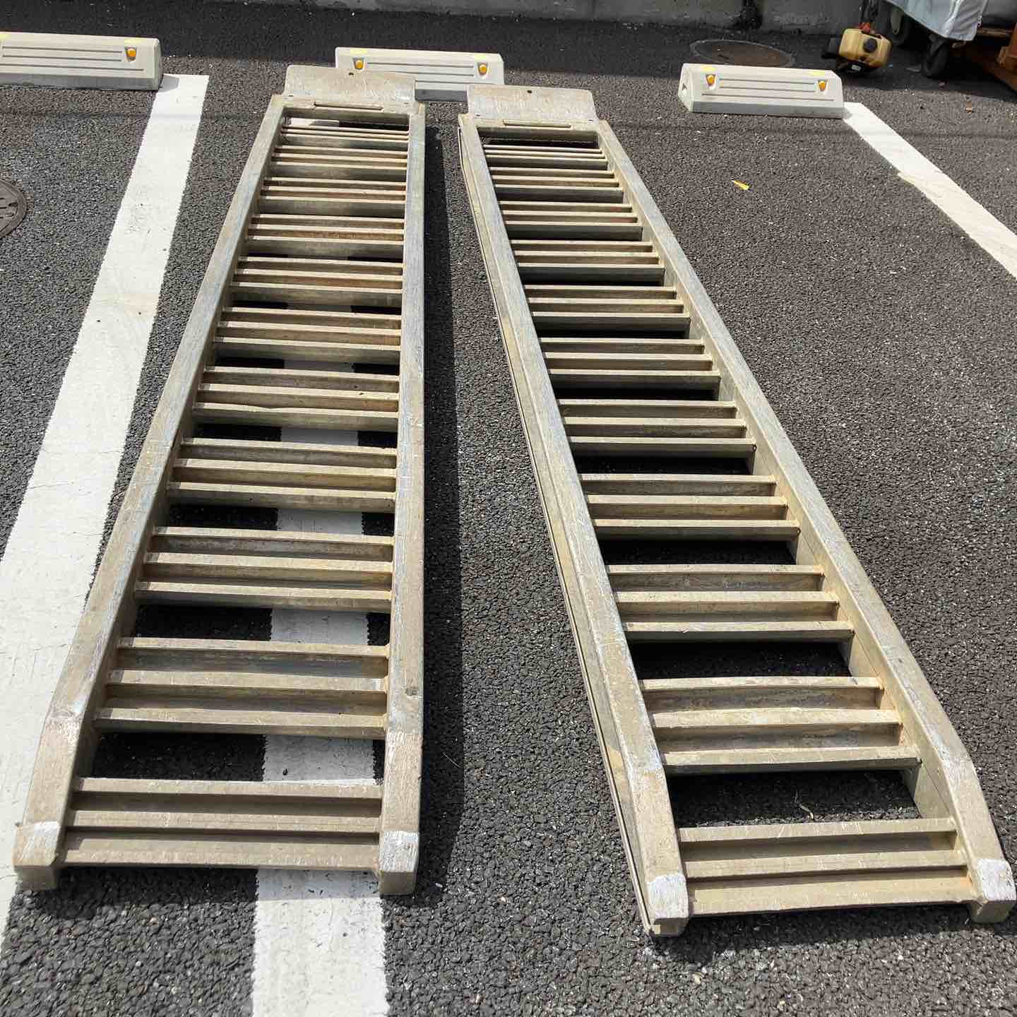 店頭受取り限定】日軽 アルミブリッジ PXF30-300-40 3t【川越店