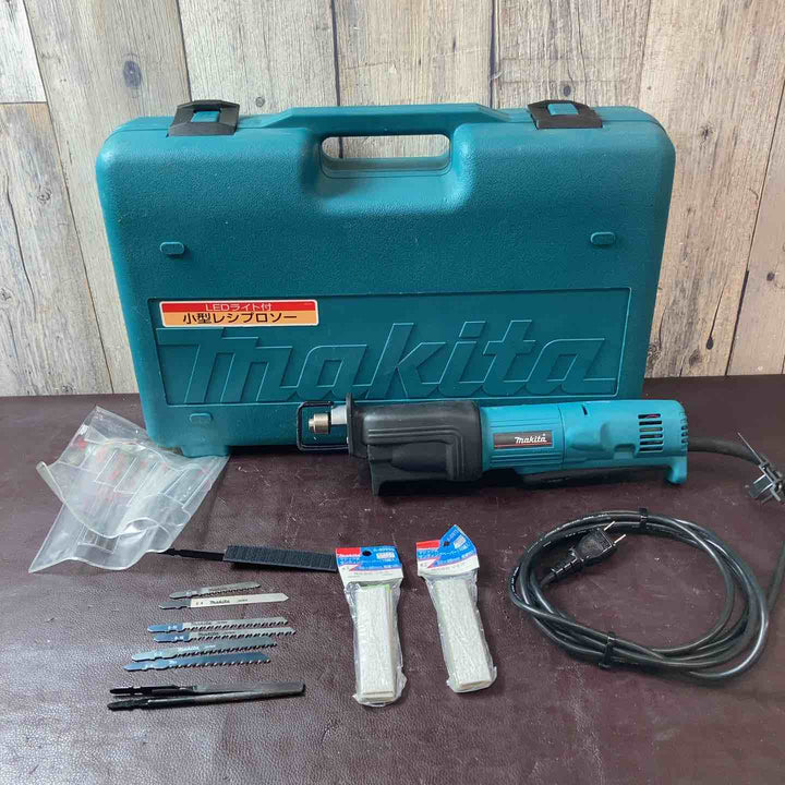 【中古品】マキタ(makita) 小型レシプロソーJR1000FTK 刃多数付属【東大和店】