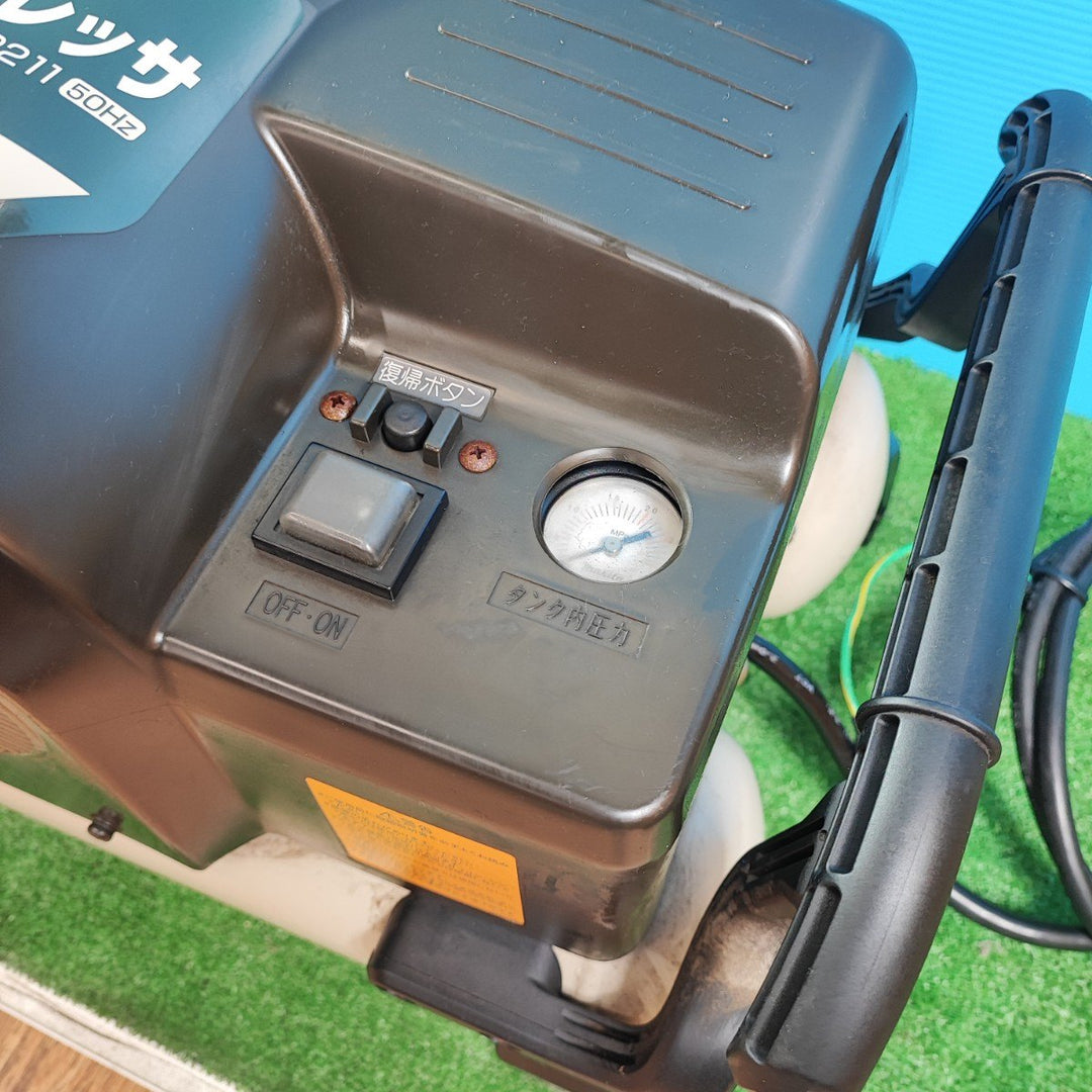 ◇ジャンク品マキタ(makita) 常圧専用エアコンプレッサー AC2211 【岩槻店】