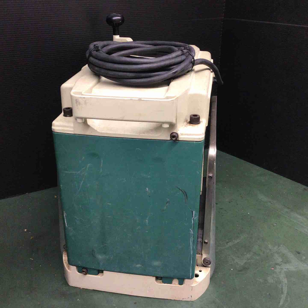 【店頭受取り限定】☆マキタ(makita) 自動カンナ 2012NB【戸田店】