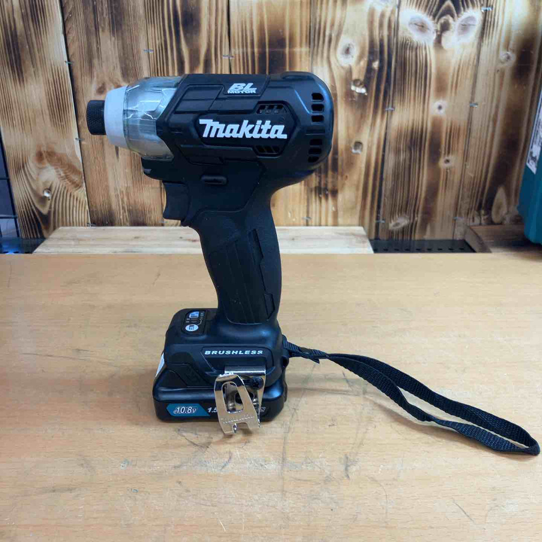 ★マキタ(makita) コードレスインパクトドライバー TD111DSHXB バッテリー二個 充電器付き【越谷店】